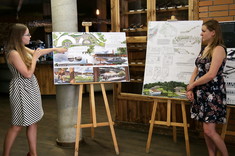 [FOTO] Wystawa prac magisterskich studentów kierunku architektura w Podziemnej Trasie Turystycznej